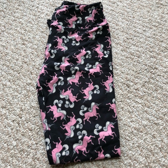 BNWOT one size leggings - Picture 1 of 1